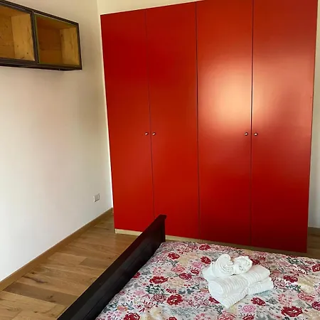 Attico Con Balcone Διαμέρισμα *